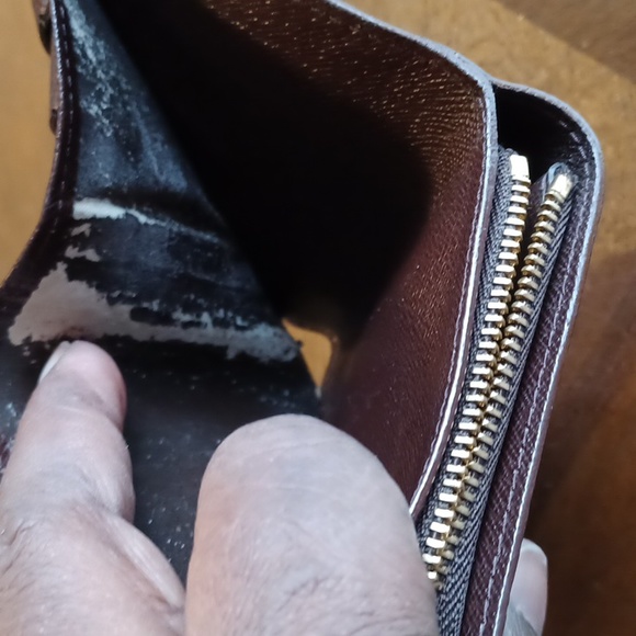 ✨️LOUIS VUITTON DAMIER EBÈNE COMPACT ZIP WALLET - Picture 5 of 13